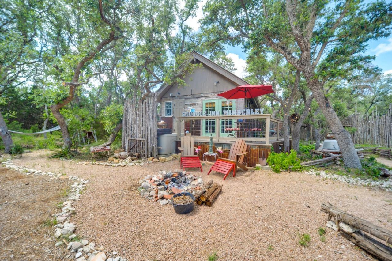 Snuggle Inn Wimberley Cabin With Fire Pit And Deck Eksteriør bilde
